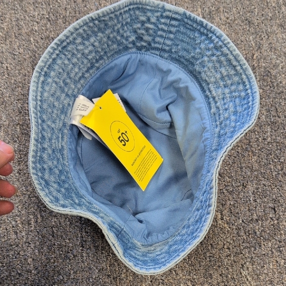 GAP Light Blue Denim Bucket Hat - Picture 3 of 5